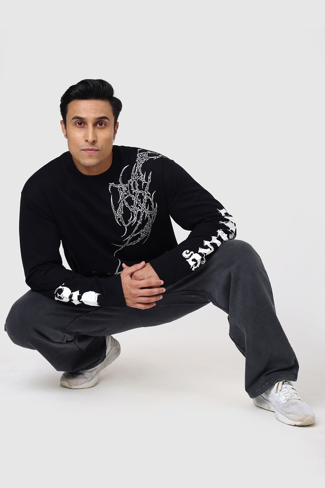 Die Lifting Fullsleeves T-shirt Black