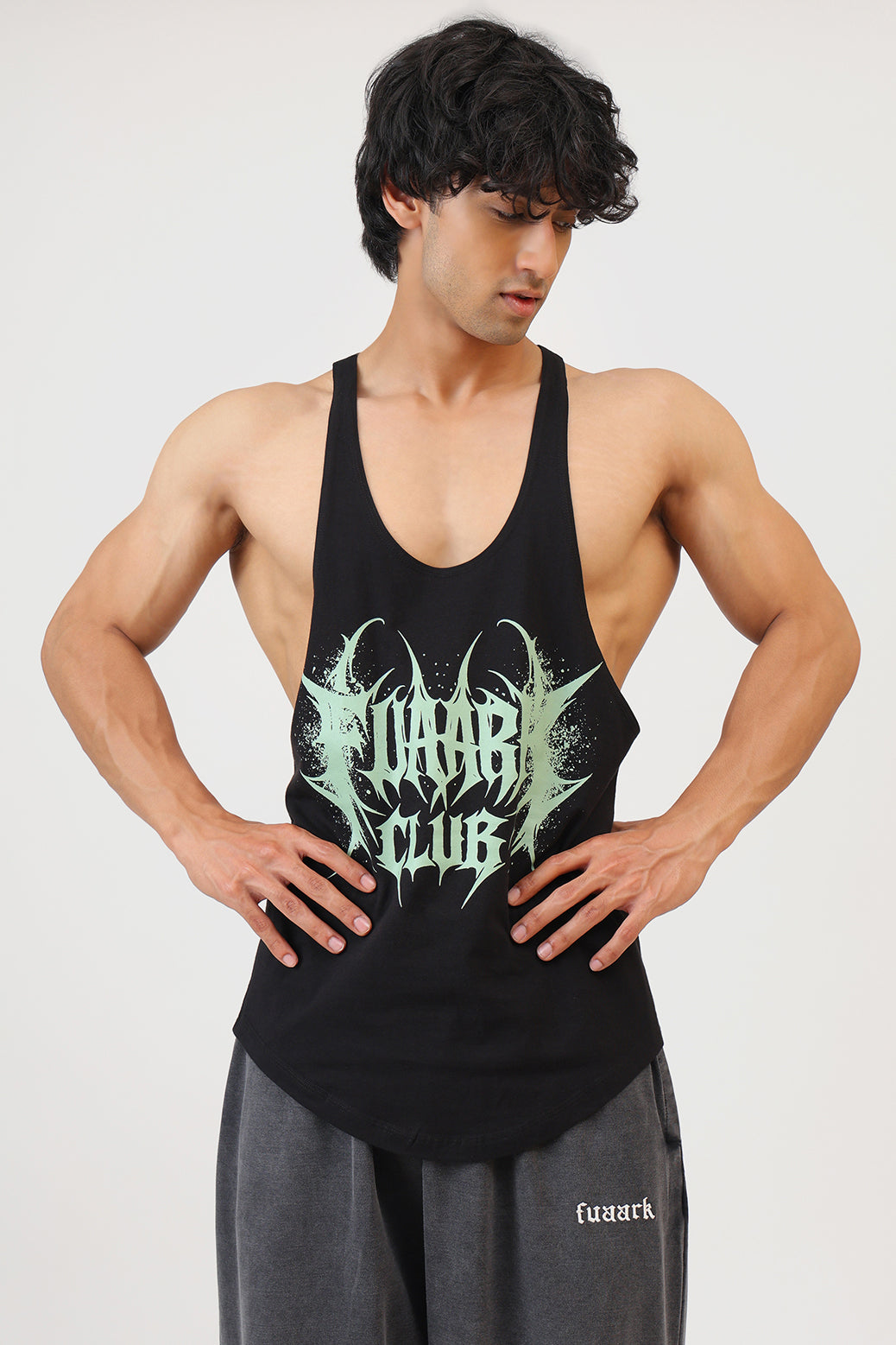 Revenge Stringer Black
