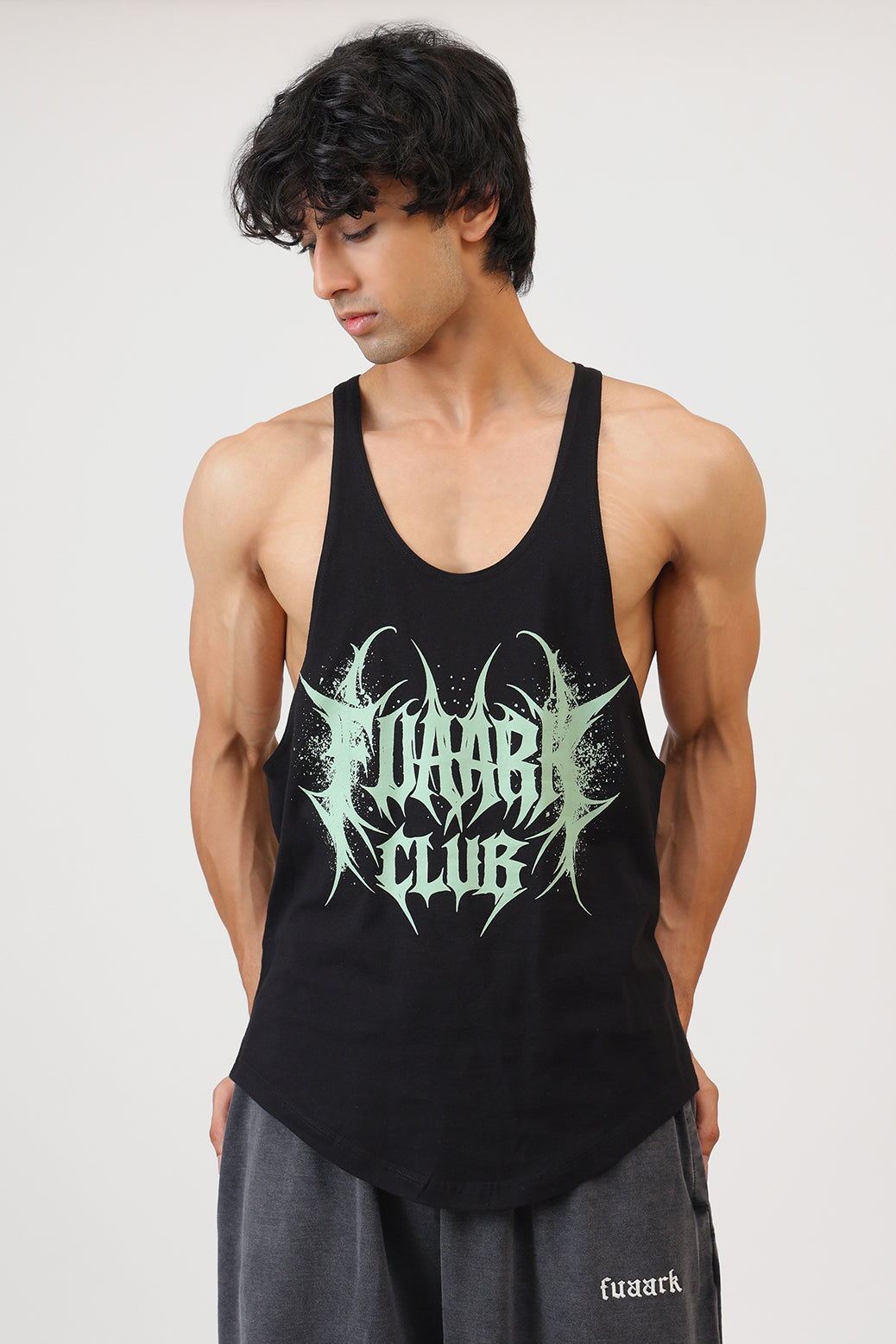 Revenge Stringer Black