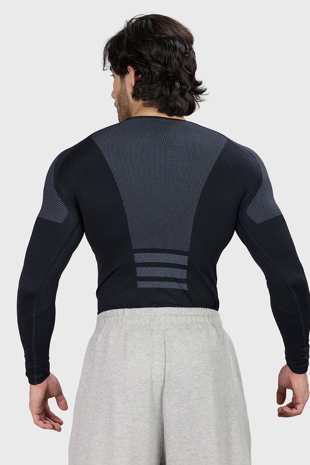 Alpha Seamless Fullsleeves T-shirt Black